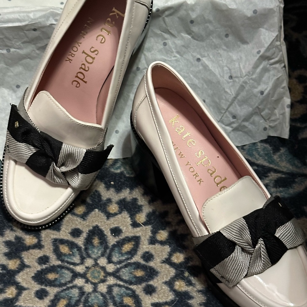 Kate Spade Two-Tone Black and Beige Loafers